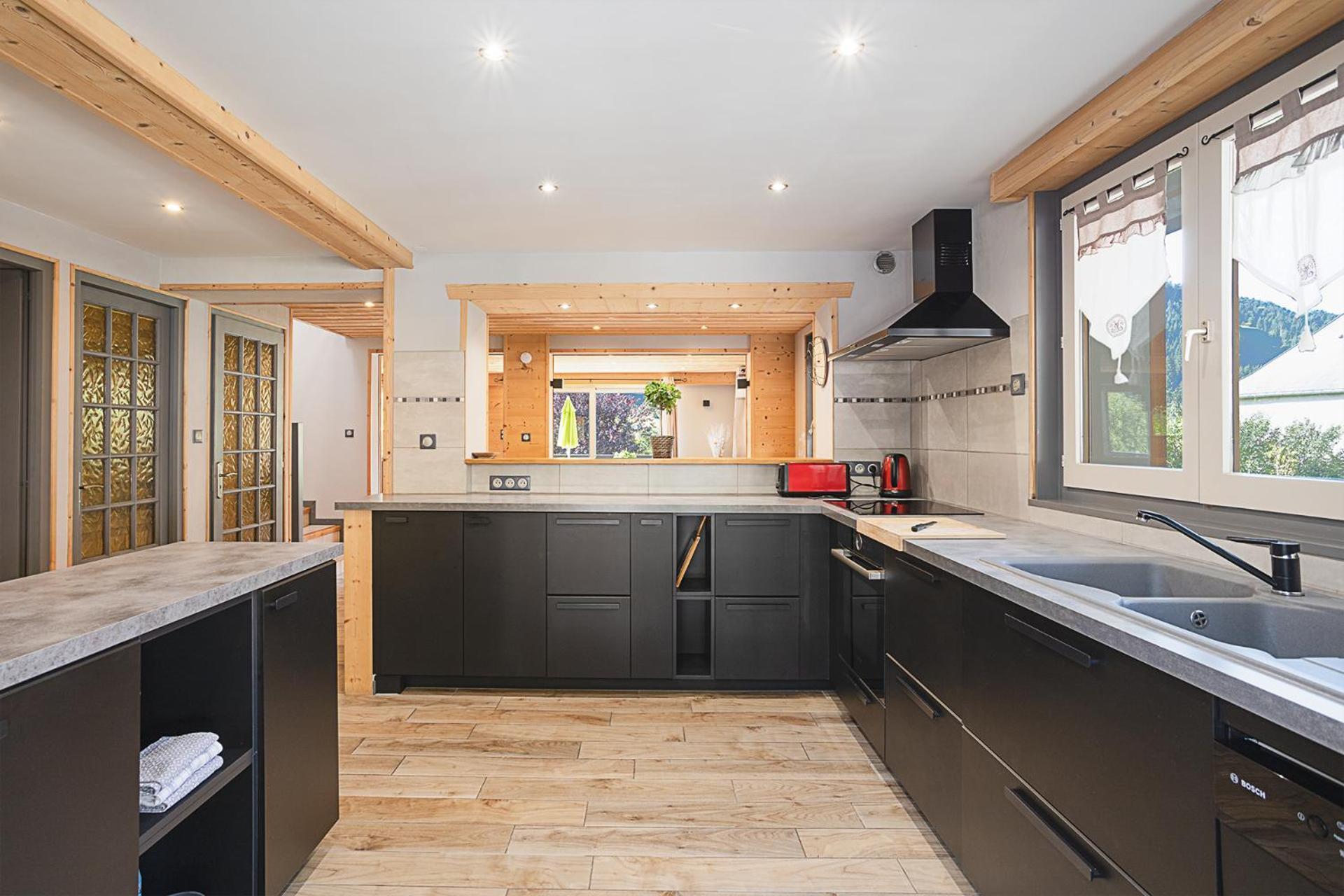 Chalet Les 4 Saisons - Ski, Parking Et Jardin Abondance Eksteriør billede
